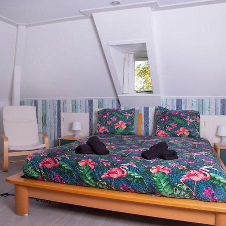B En B 'T Pekeltje Bed & Breakfast Медемблик Екстериор снимка